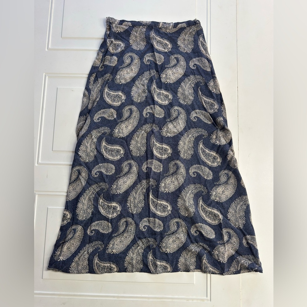 InWear Vintage Womens Size 6 Blue Paisley Maxi Skirt 100% Rayon